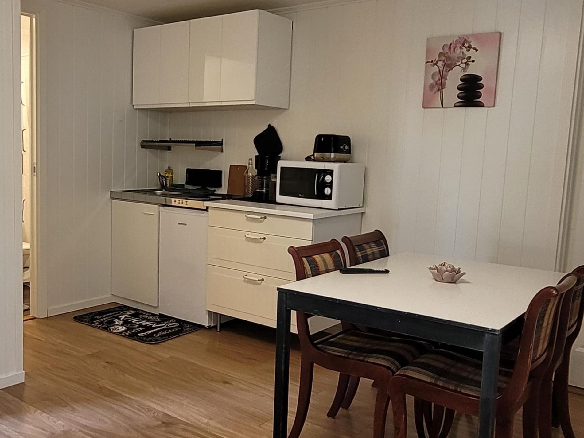 Studio Laegenheter I Borgholms Villa Chambre photo